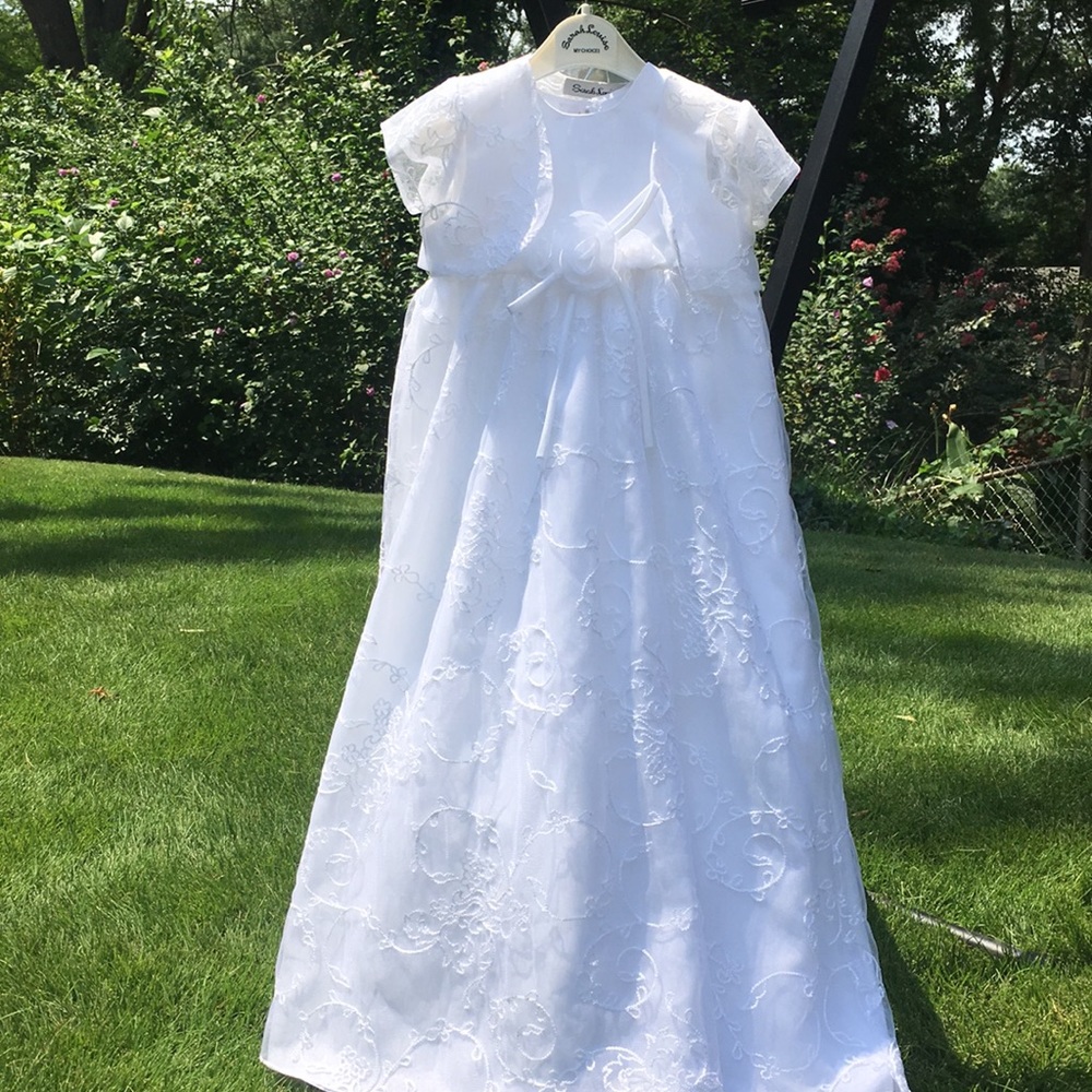 White Christening/Baptism Gown w/ matching Bonnet